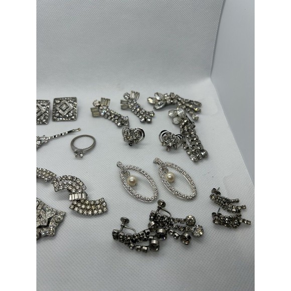 Vintage Clear Rhinestone Clip In, Screw back And Pierced Earrings , Collar Clip - Picture 3 of 9